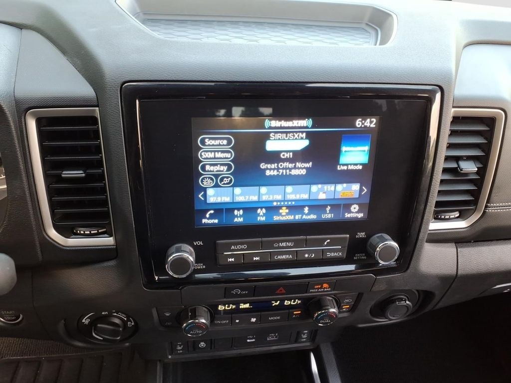 2024 Nissan Frontier SV