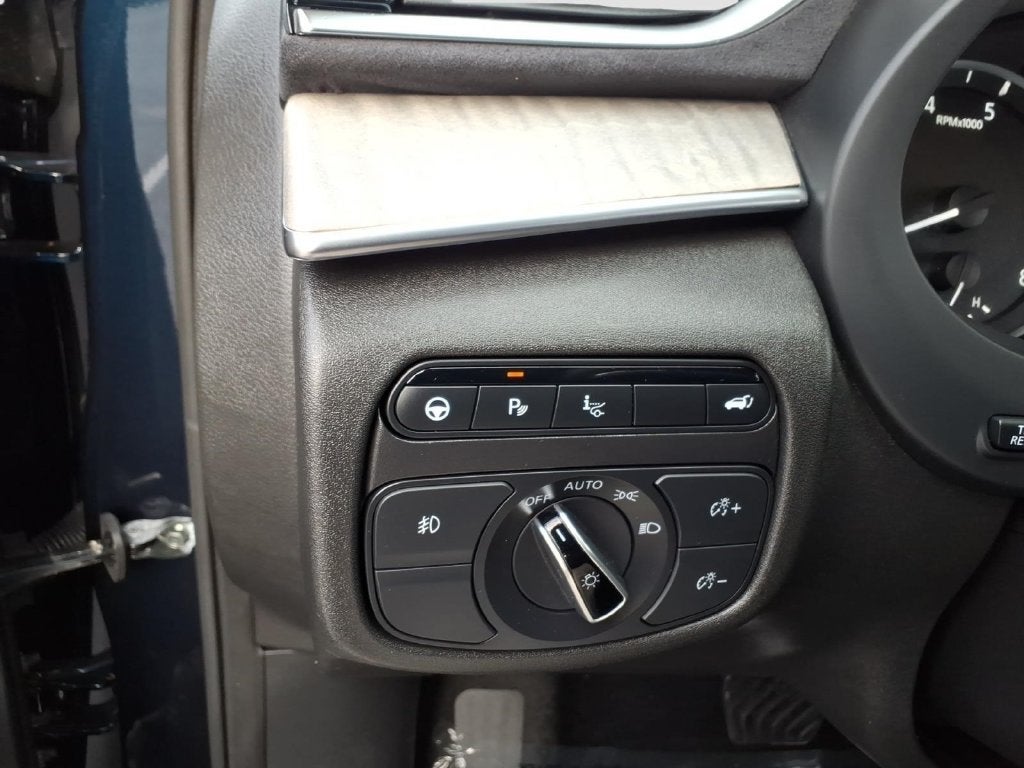 2024 INFINITI QX50 Sensory