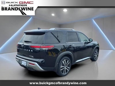 2024 Nissan Pathfinder Platinum