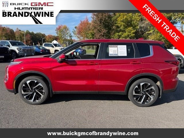 2022 Mitsubishi Outlander ES