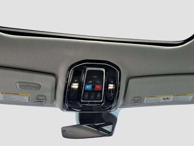 2023 Jeep Grand Cherokee Overland 4x2