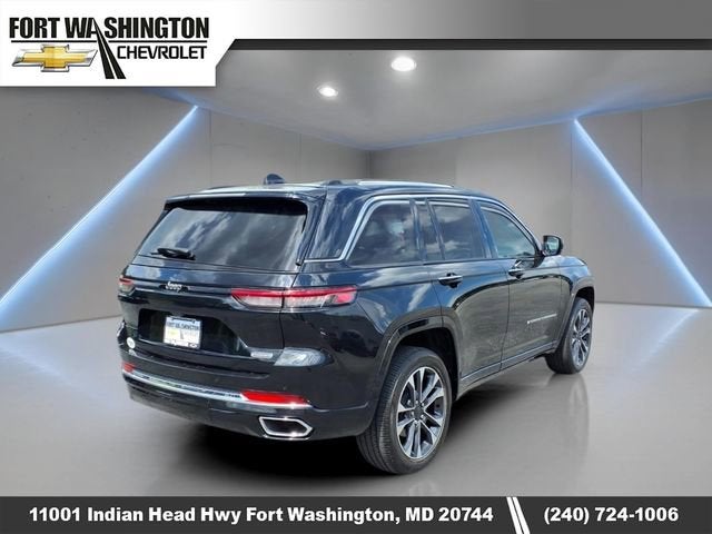2023 Jeep Grand Cherokee Overland 4x2