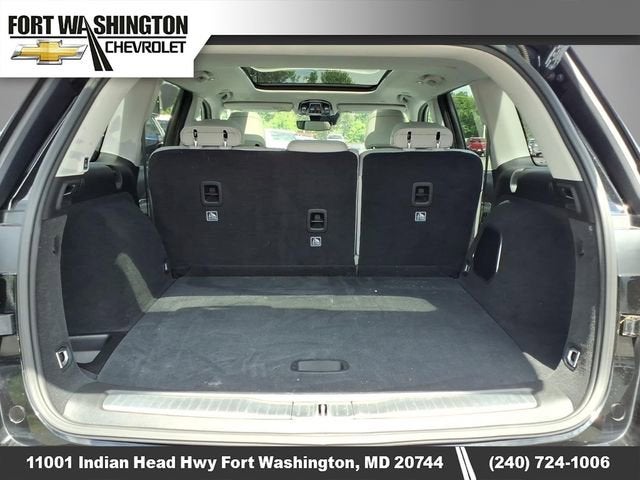 2023 Jeep Grand Cherokee Overland 4x2