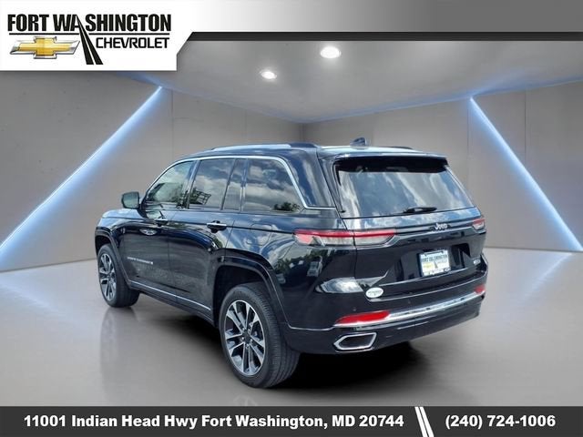 2023 Jeep Grand Cherokee Overland 4x2