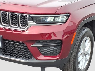 2024 Jeep Grand Cherokee Laredo X 4x4