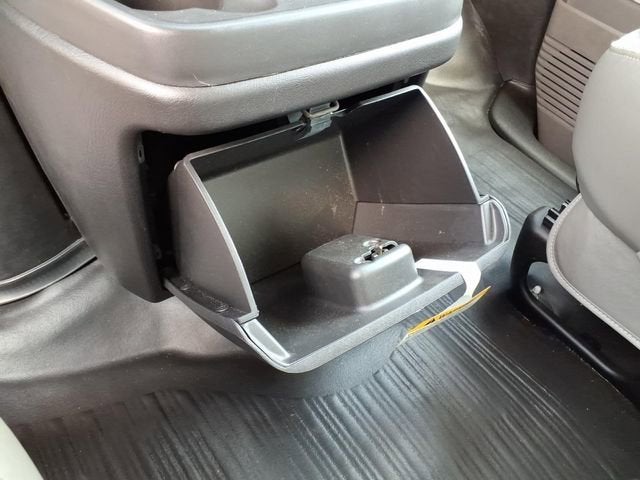2022 Chevrolet Express Cutaway 3500 Work Van