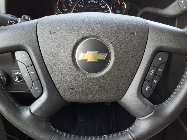 2022 Chevrolet Express Cutaway 3500 Work Van