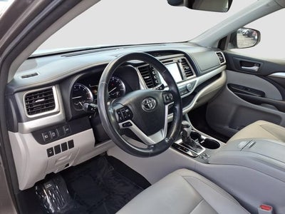 2017 Toyota Highlander XLE