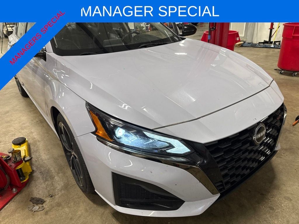 2024 Nissan Altima 2.5 SR