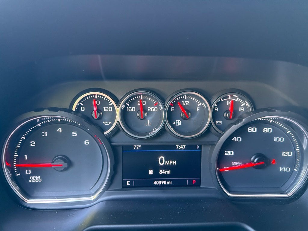 2022 Chevrolet Suburban 4dr 4x4