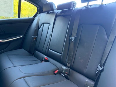 2024 BMW 3 Series 330i xDrive