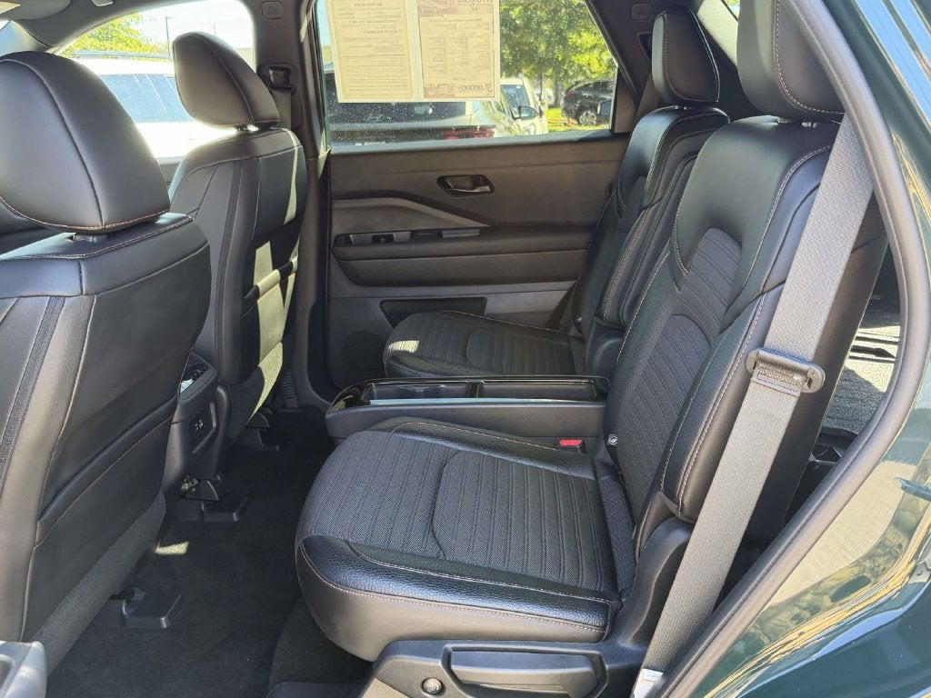 2025 Nissan Pathfinder Rock Creek