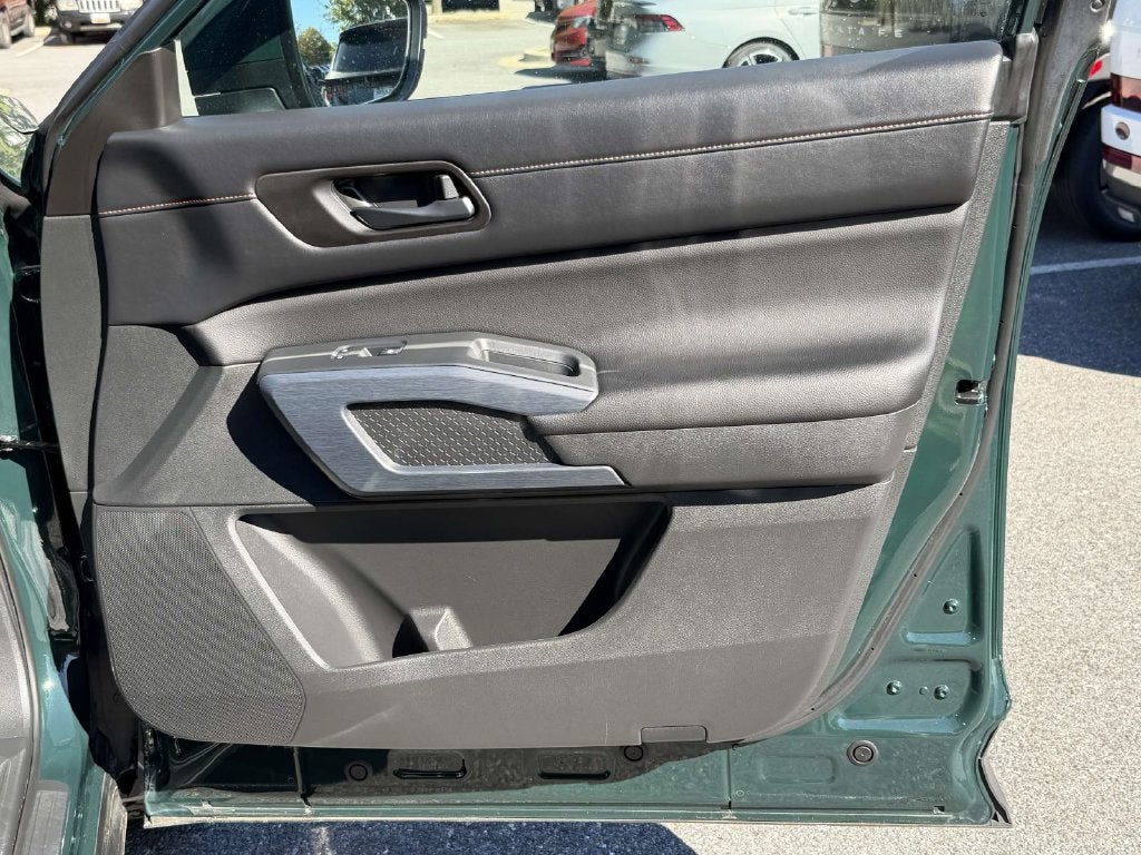 2025 Nissan Pathfinder Rock Creek