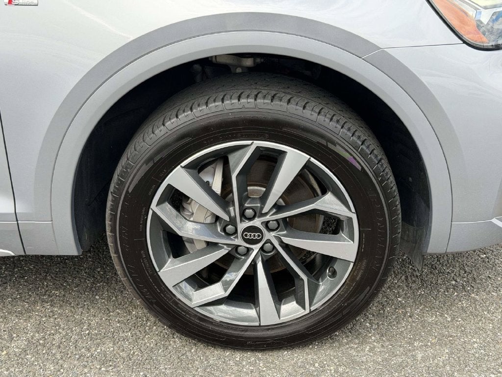 2023 Audi Q5 45 S line Premium quattro