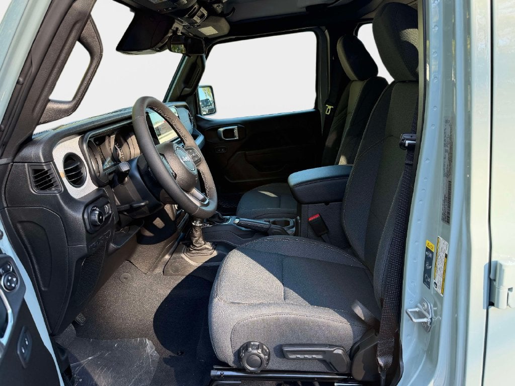 2027 Jeep Wrangler WRANGLER 4-DOOR SPORT S