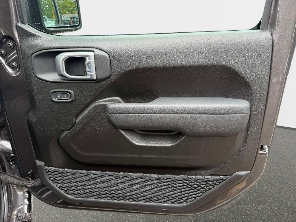2027 Jeep Wrangler WRANGLER 4-DOOR SPORT S