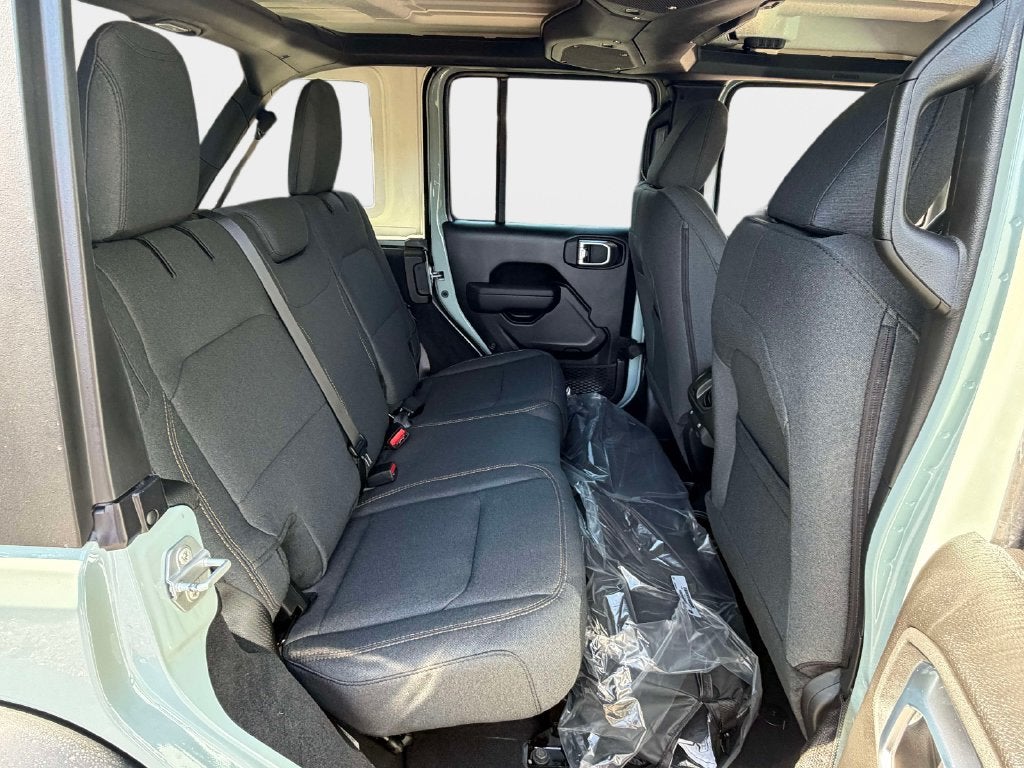2027 Jeep Wrangler WRANGLER 4-DOOR SPORT S