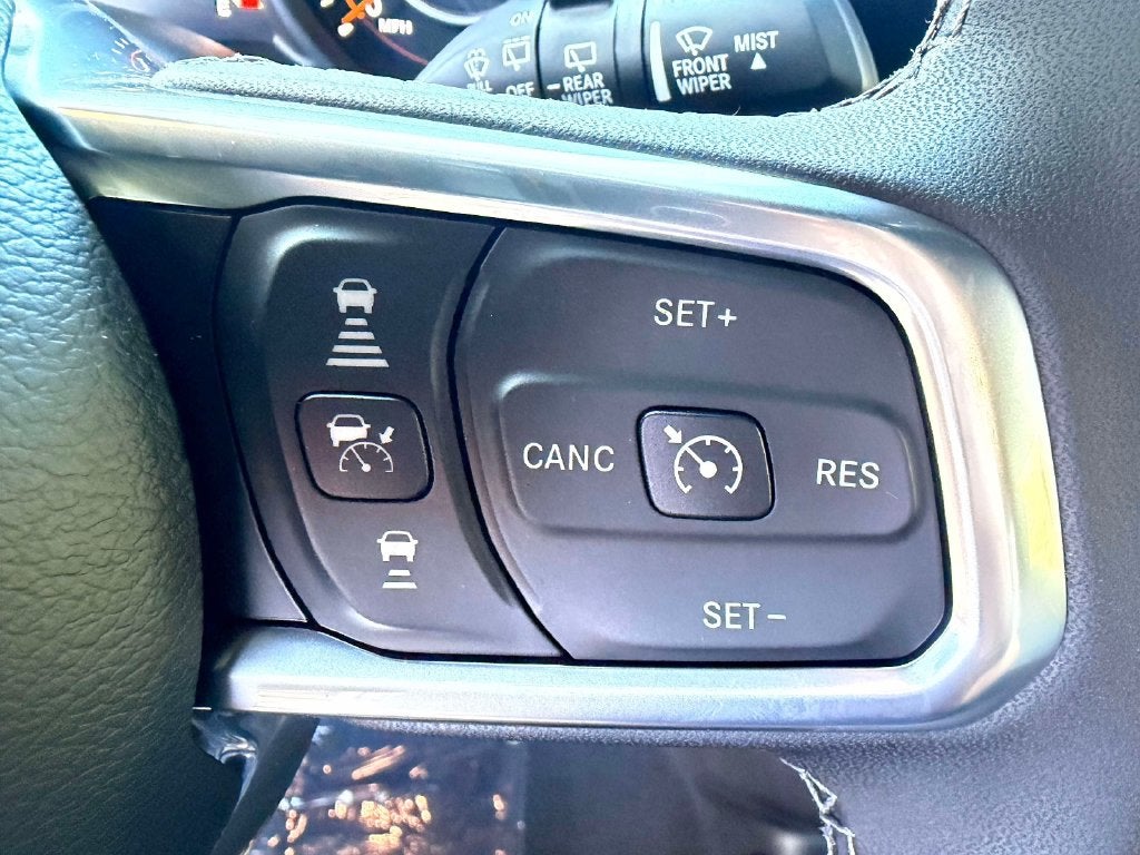 2027 Jeep Wrangler WRANGLER 4-DOOR SAHARA