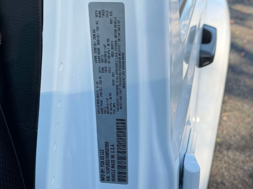 2027 Jeep Wrangler WRANGLER 4-DOOR SAHARA