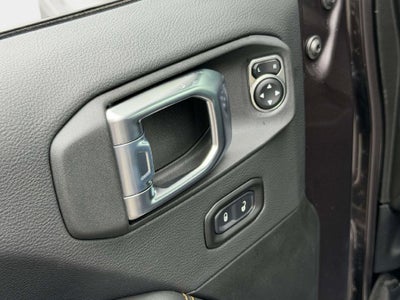 2027 Jeep Wrangler WRANGLER 4-DOOR SAHARA