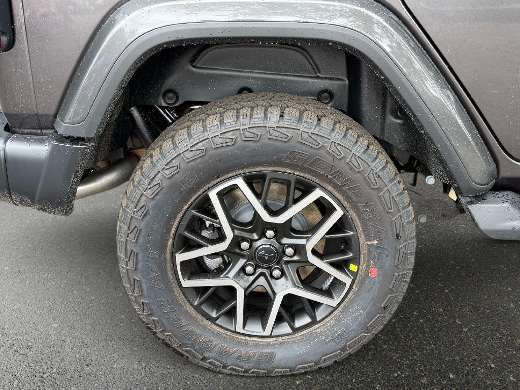 2027 Jeep Wrangler WRANGLER 4-DOOR SAHARA