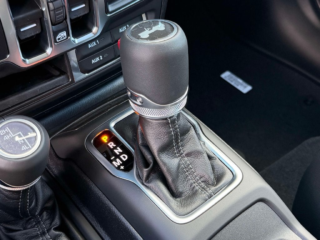 2027 Jeep Wrangler WRANGLER 4-DOOR SAHARA