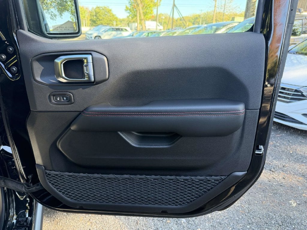 2027 Jeep Wrangler WRANGLER 4-DOOR RUBICON