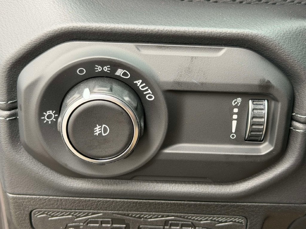2027 Jeep Wrangler WRANGLER 4-DOOR RUBICON