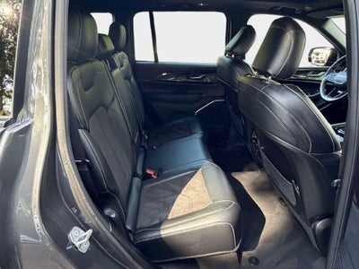 2022 Jeep Grand Cherokee Altitude 4x4