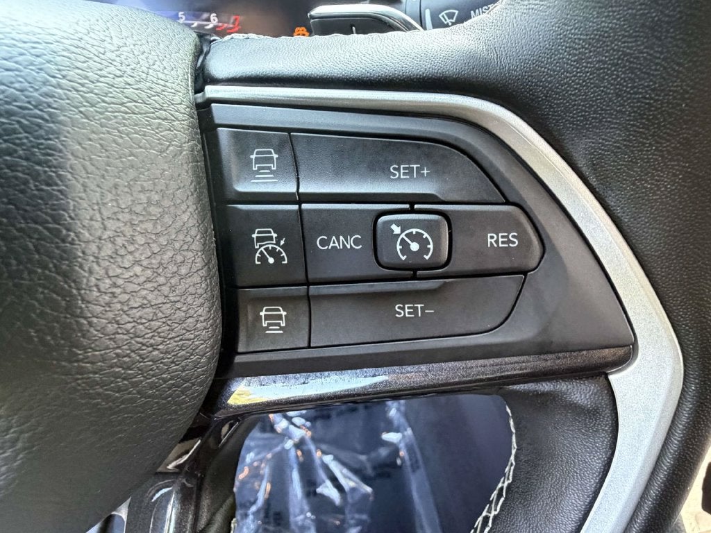 2022 Jeep Grand Cherokee Altitude 4x4