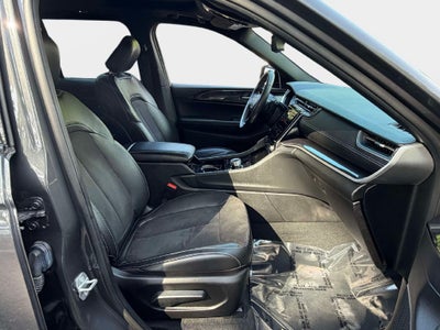 2022 Jeep Grand Cherokee Altitude 4x4