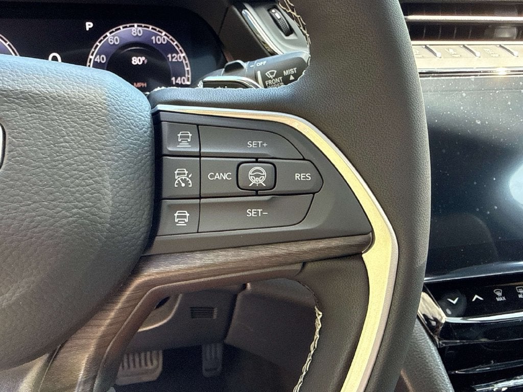 2027 Jeep Grand Cherokee GRAND CHEROKEE LAREDO ALTITUDE 4X4