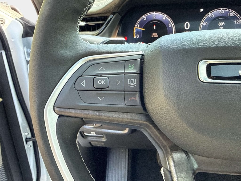 2027 Jeep Grand Cherokee GRAND CHEROKEE LAREDO ALTITUDE 4X4