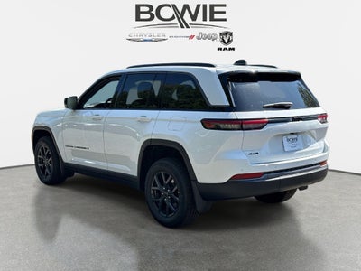 2027 Jeep Grand Cherokee GRAND CHEROKEE LAREDO ALTITUDE 4X4