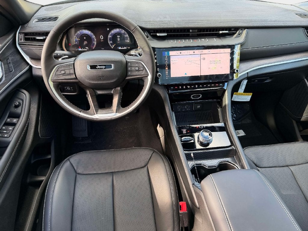 2027 Jeep Grand Cherokee GRAND CHEROKEE LIMITED RESERVE 4X4