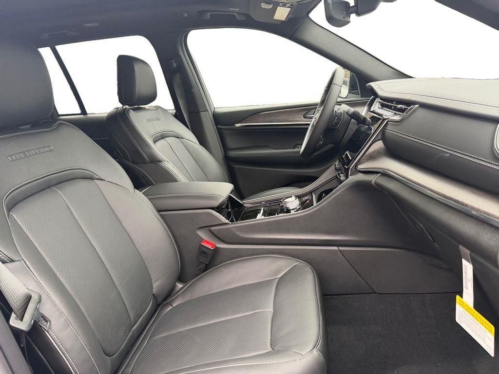 2025 Jeep Grand Cherokee GRAND CHEROKEE OVERLAND 4X4