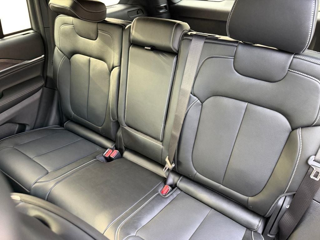 2025 Jeep Grand Cherokee GRAND CHEROKEE OVERLAND 4X4