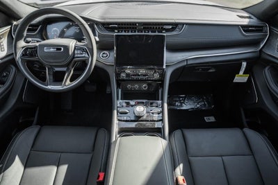 2025 Jeep Grand Cherokee Overland