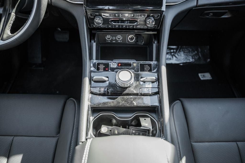 2025 Jeep Grand Cherokee Overland