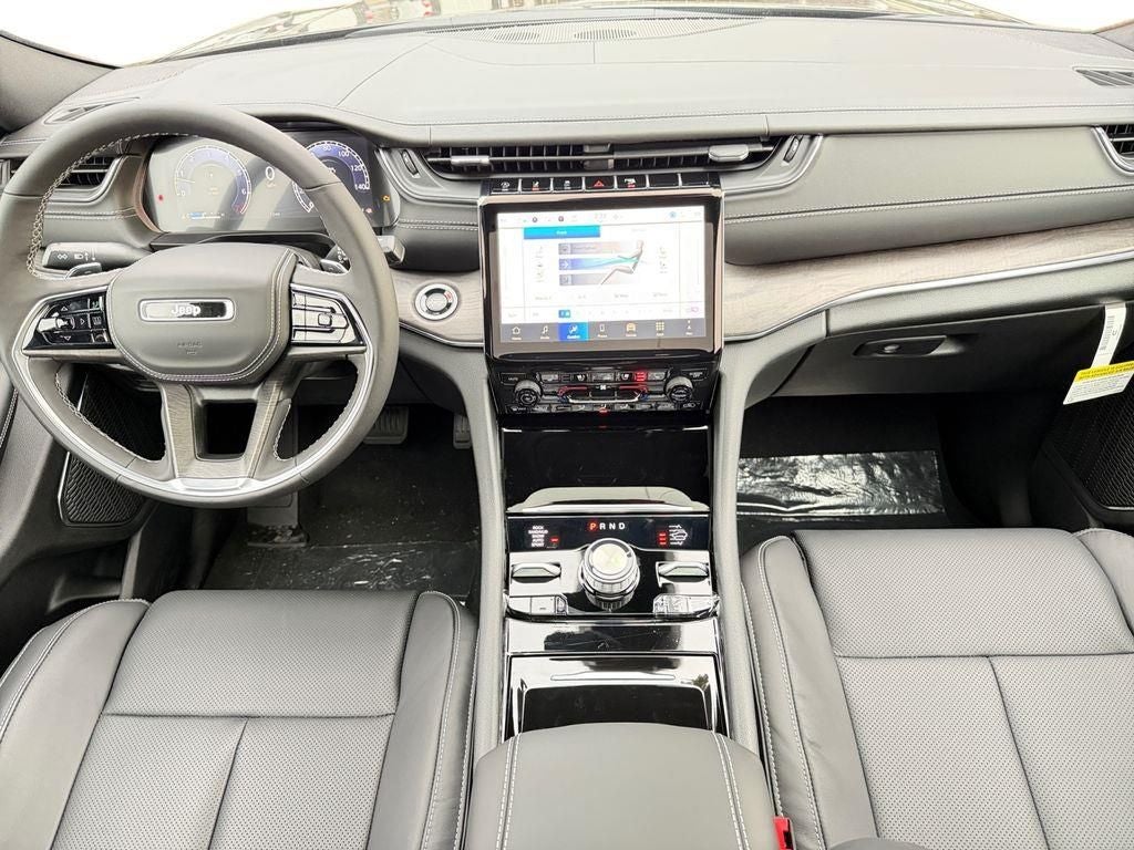 2025 Jeep Grand Cherokee GRAND CHEROKEE OVERLAND 4X4