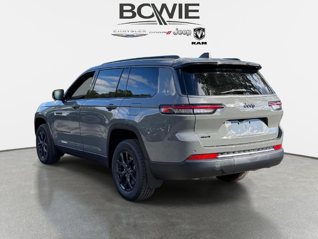 2027 Jeep Grand Cherokee GRAND CHEROKEE L LAREDO ALTITUDE 4X4
