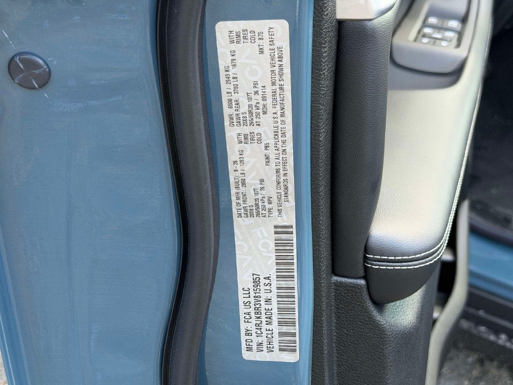 2027 Jeep Grand Cherokee GRAND CHEROKEE L LIMITED 4X4