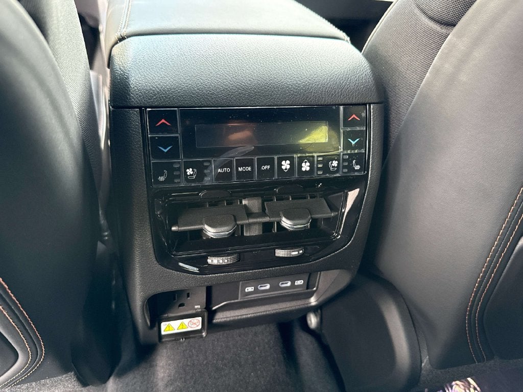2027 Jeep Grand Cherokee GRAND CHEROKEE L SUMMIT 4X4