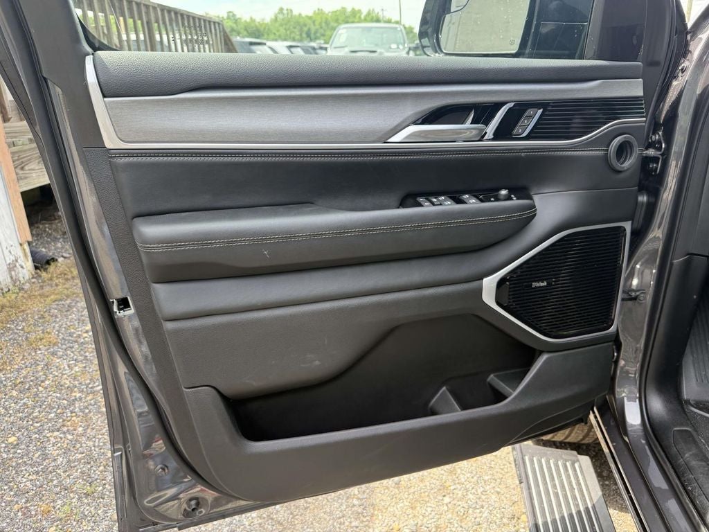 2026 Jeep Grand Wagoneer Limited Reserve