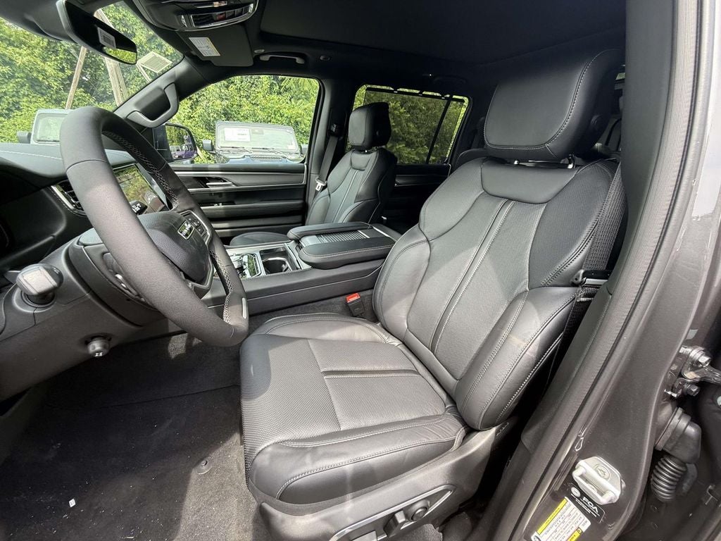 2026 Jeep Grand Wagoneer Limited Reserve