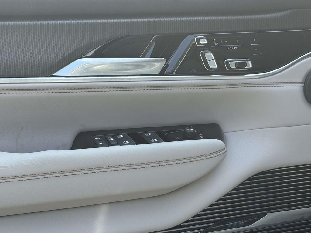 2026 Jeep Grand Wagoneer Summit Obsidian 4x4
