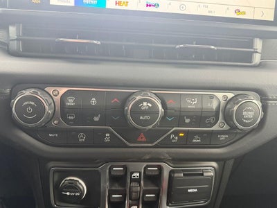 2026 Jeep Gladiator Mojave X