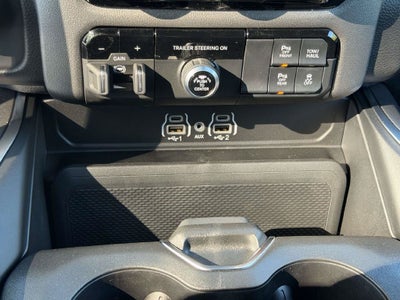 2027 RAM Ram 1500 RAM 1500 BIG HORN CREW CAB 4X4 5'7' BOX