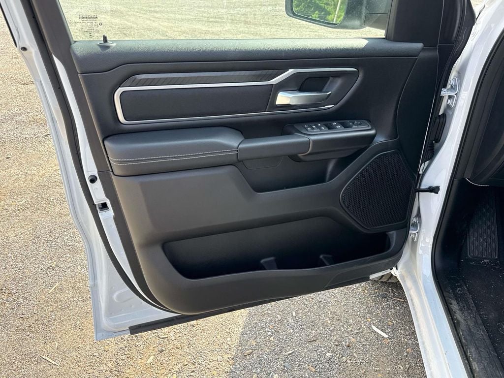 2026 RAM 1500 Big Horn Crew Cab 4x4 5'7' Box