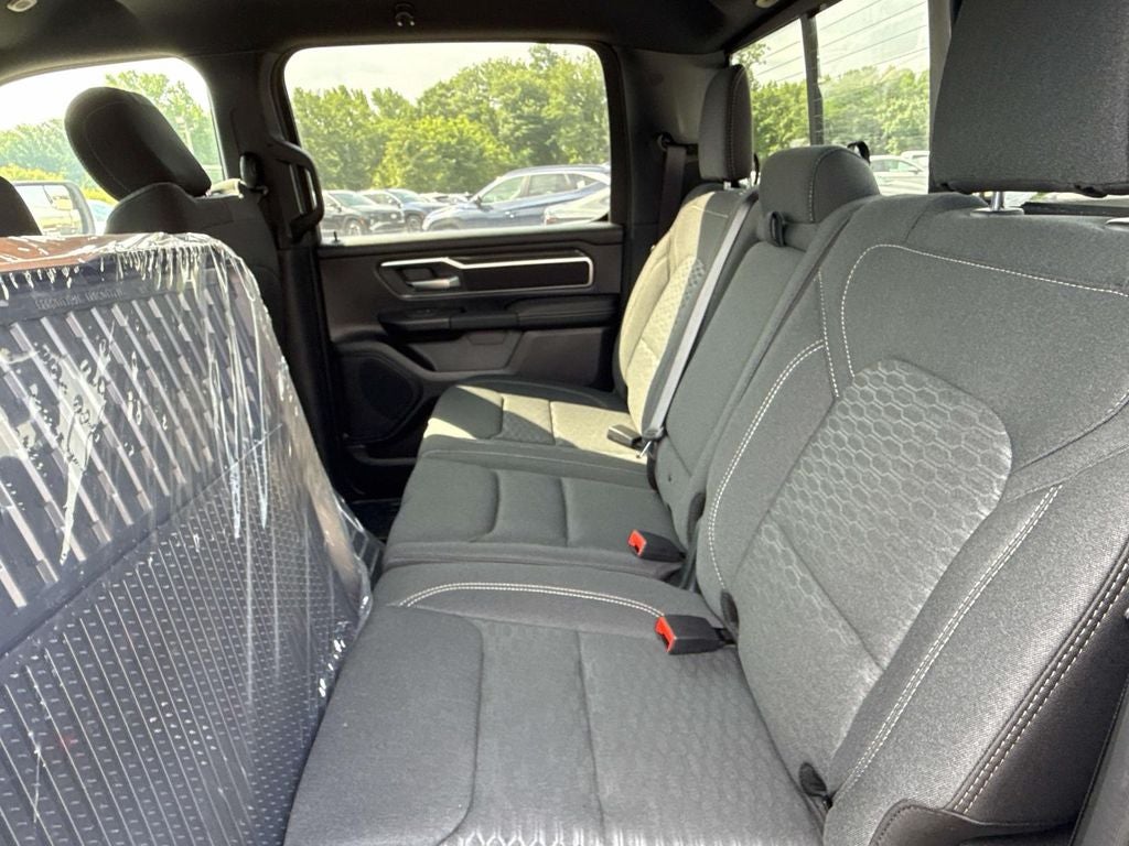 2026 RAM 1500 Big Horn Crew Cab 4x4 5'7' Box